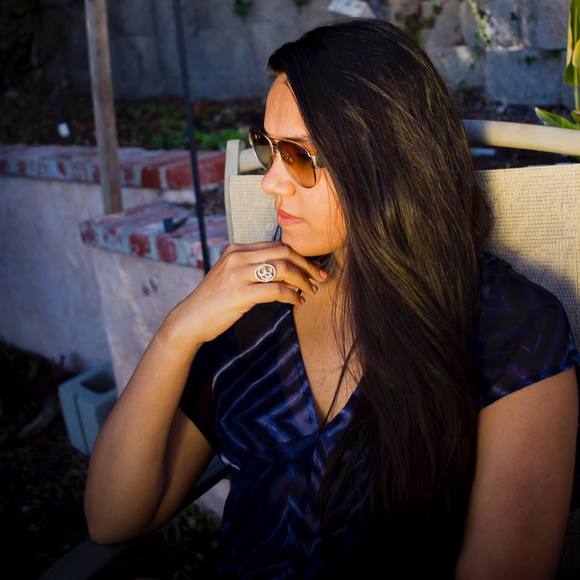 Meet your Posher, Hinali - Picture 1 of 1